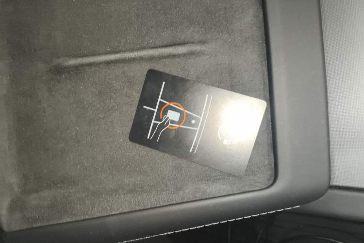 Used Tesla Model 3 2023 Rear-Wheel-Drive Version
