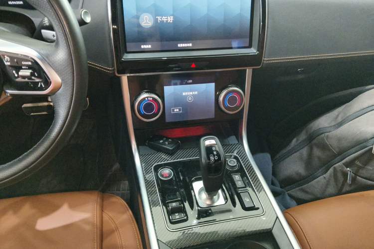 Used Jaguar XEL 2024 2.0T 250 PS R-DYNAMIC S Ebony Black Sport Edition
