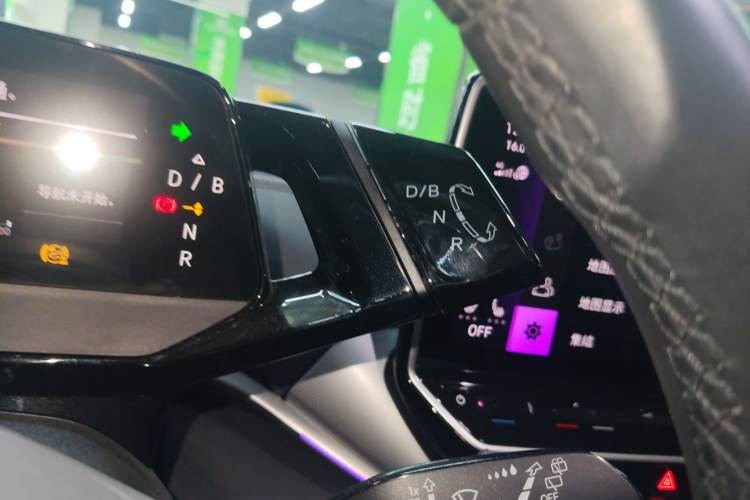 Used Volkswagen ID.4 CROZZ 2022 High-Performance PRIME Edition Gear Lever