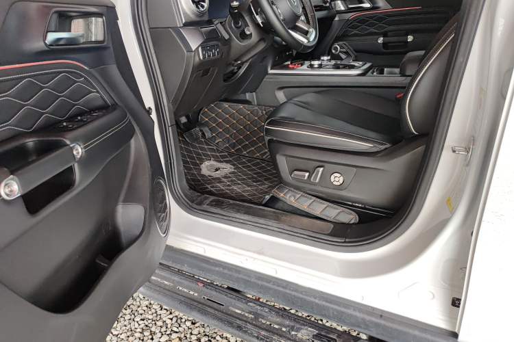 Used Tank 300 2023 2.0T Iron Rider 02