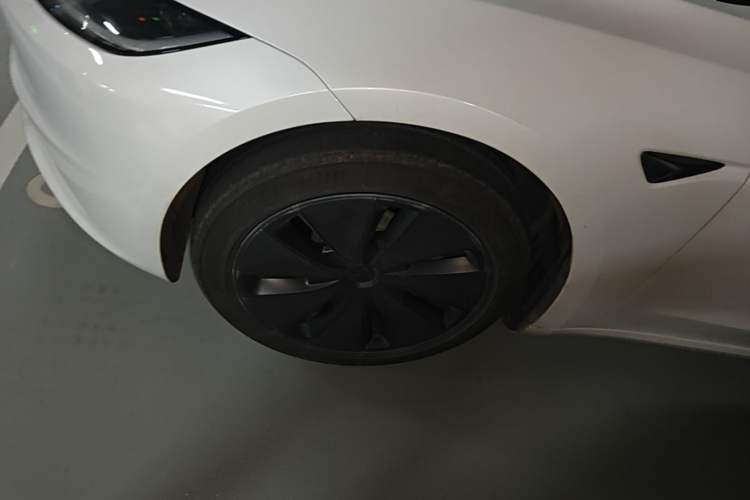 Used Tesla Model 3 2025 Model Revised Rear-Wheel-Drive Version
