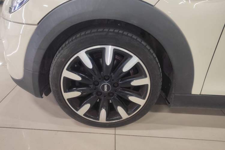 Used MINI MINI 2015 2.0T COOPER S Five-Door Edition