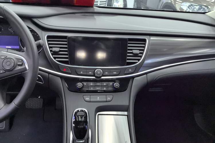 Used Buick LaCrosse 2022 652T Luxury Version