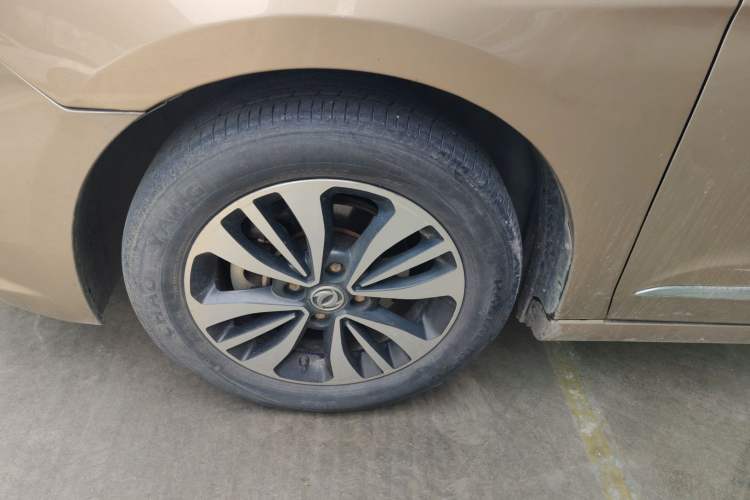 Used Dongfeng Aeolus A60 2016 1.6L Automatic Luxury Model
