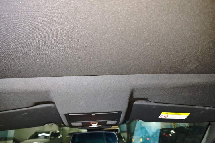 Used Land Rover Discovery Sport 2015 2.0T HSE LUXURY
