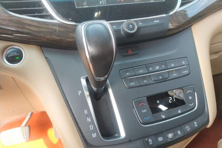 Used Buick GL8 2017 ES 28T Premium Version China V Standard