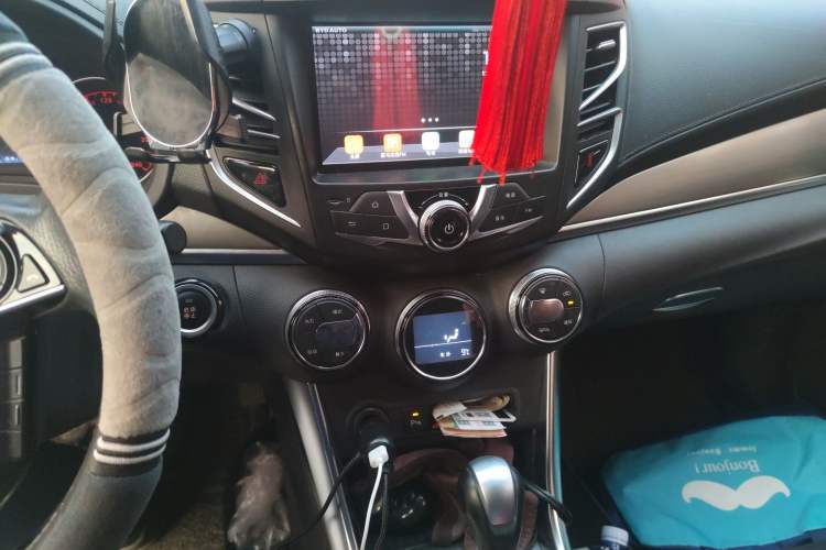 Used BYD Song 2017 Gaishe Upgrade Edition 1.5TID Automatic Elite Model