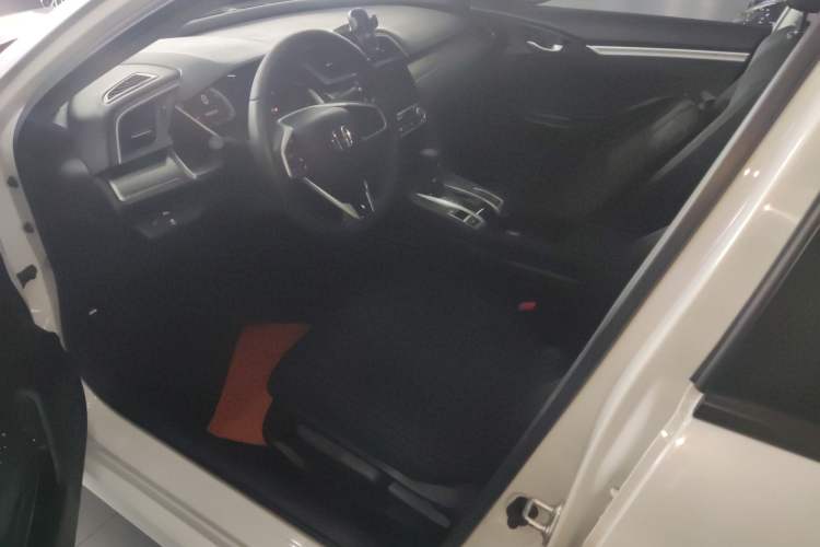 Used Honda Civic 2016 220TURBO CVT Luxury Edition