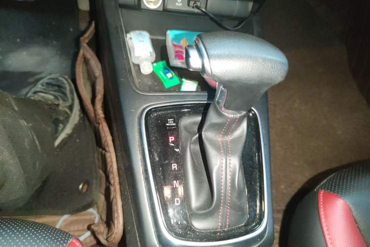 Used Kia KX Cross 2017 1.4L AT GLS
