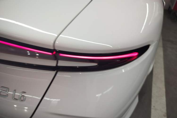 Used IM L6 2024 Max Standard Edition Right Rear Taillight