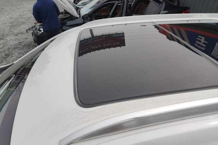 Used Cadillac XT4 2020 28T Two-Wheel-Drive Leading Version
