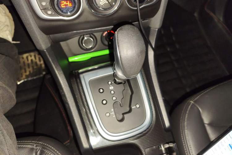 Used Citroen C4L 2013 1.6 THP Automatic Impression Edition
