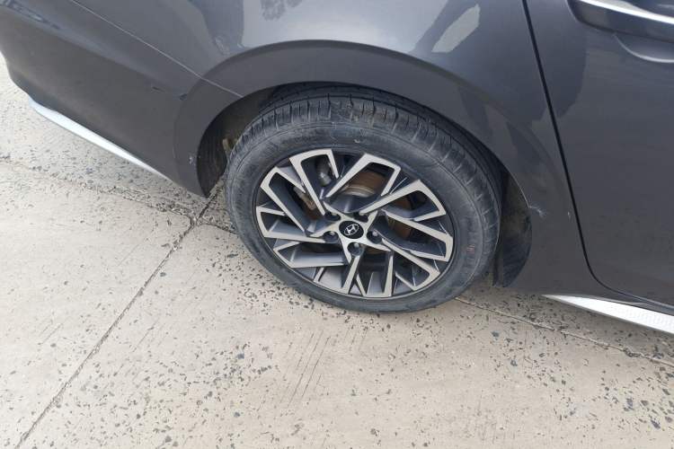 Used Hyundai Mistra 2021 1.8L CVT GLX Elite Edition
