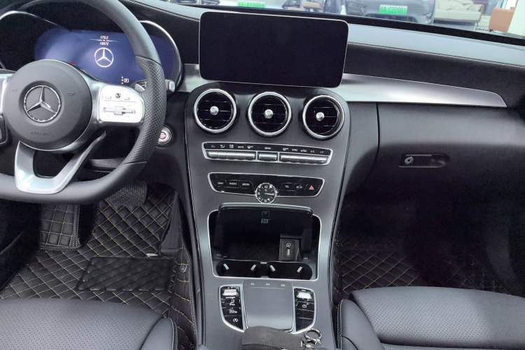 Used Mercedes-Benz C-Class 2021 C 260 L Sport Edition Star Collection Audio And AC Panel