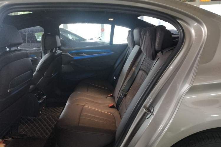 Used BMW 5 Series 2021 Restyled 530Li Luxury Edition M Sport Package
