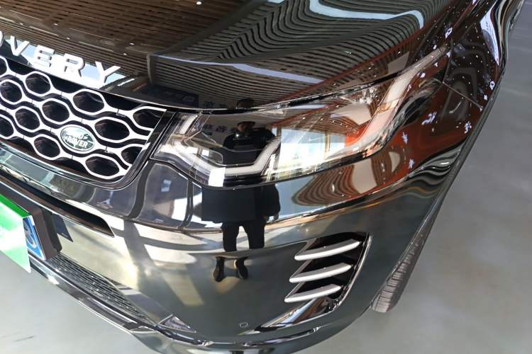 Used Land Rover Discovery Sport 2025 249 PS Performance Tech Edition Left Front Headlight