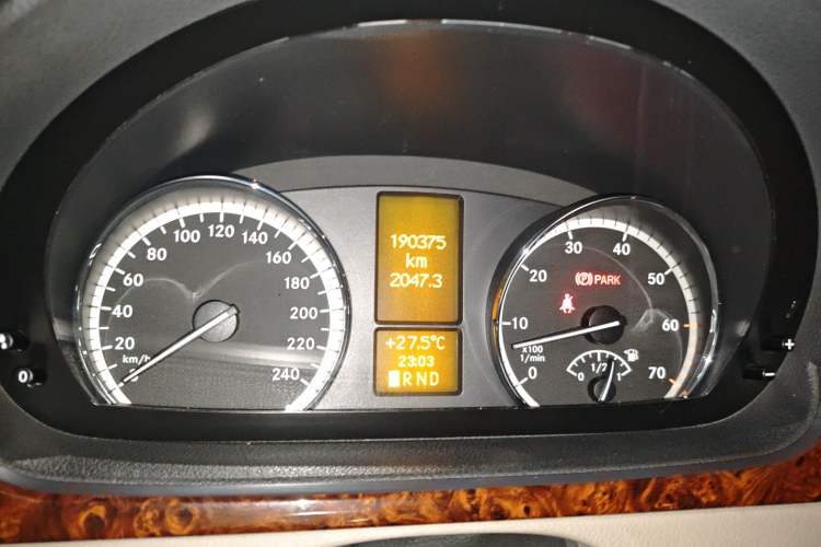 Used Mercedes-Benz Viano  Instrument Cluster