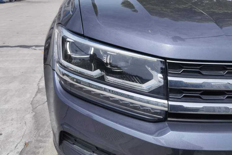 Used Volkswagen Tharu 2019 280TSI Two-Wheel Drive Luxury Version China VI Standard Right Front Headlight