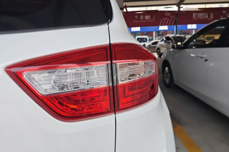 Used CHANGAN CS15 2016 1.5L Manual Luxury Edition
