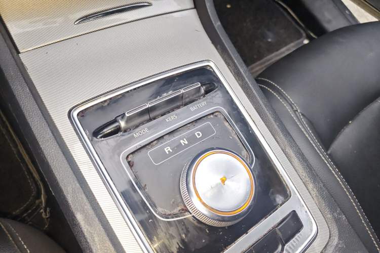 Used Roewe i6 New Energy 2017 45T Hybrid Connect & Smart Enjoyment Edition Gear Lever