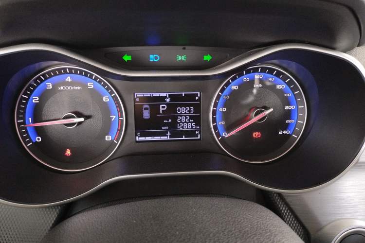 Used Geely Auto Vision 2020 Revised Version 1.5L CVT Asian Games Edition Instrument Cluster
