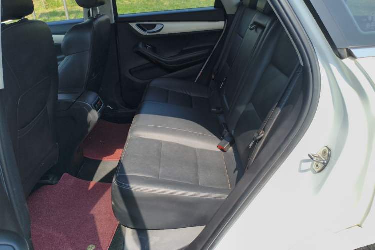 Used Zotye SR7 2016 1.5T Manual Cube Road Edition China V Standard