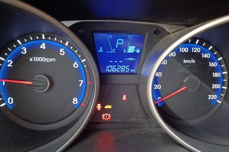 Used Hyundai ix35 2015 2.0L Automatic 2WD Smart Version China V Standard
