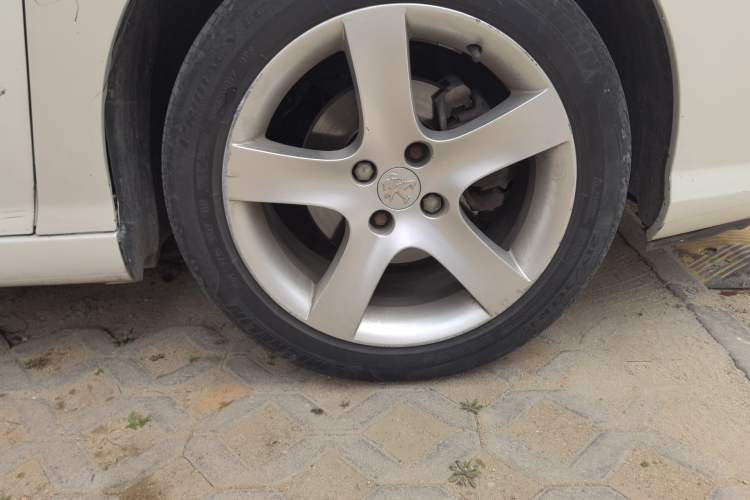 Used Peugeot 408 2013 2.0L Automatic Comfort Edition