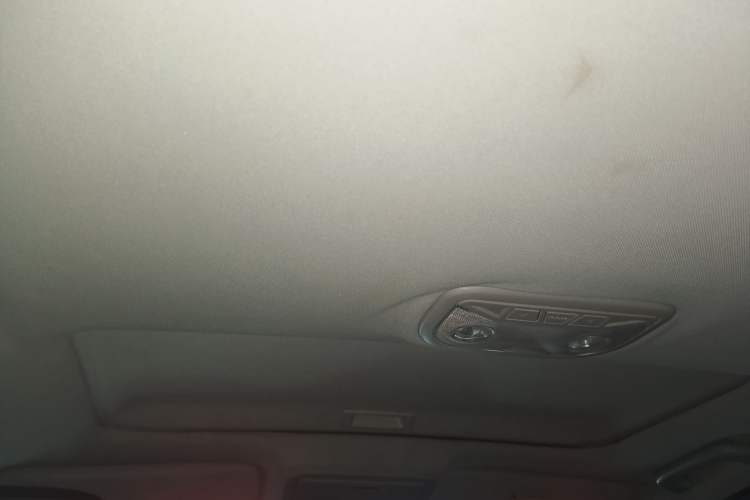 Used Geely Auto Emgrand 2016 Sedan 1.5L CVT Upward Version
