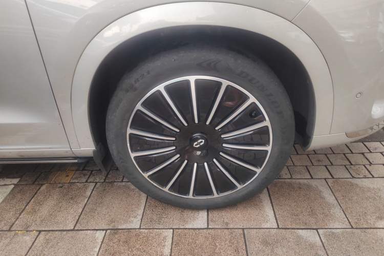 Used Hima AITO M7 2024 1.5T Intelligent Driving 4WD Max Edition 5 Seats