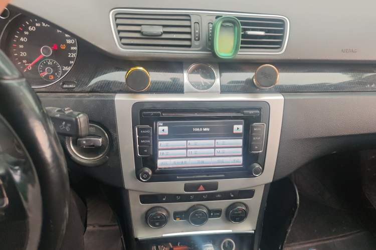 Used Volkswagen Magotan 2013 1.8TSI Luxury Model