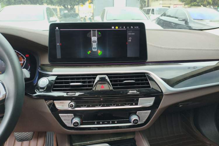 Used BMW 5 Series 2022 Second Facelift 525Li Luxury Package