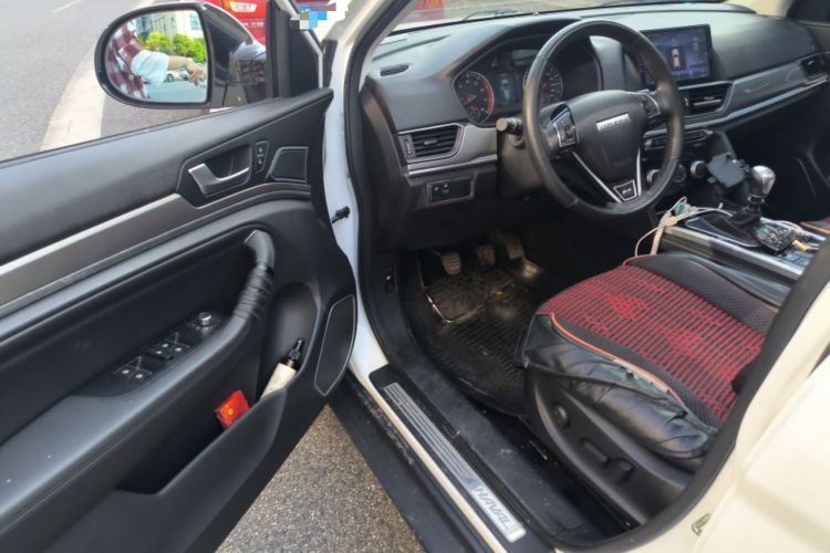 Used Haval H6 2018 Red-Label Sport Version 1.5T Manual Two-Wheel Drive Elite Model
