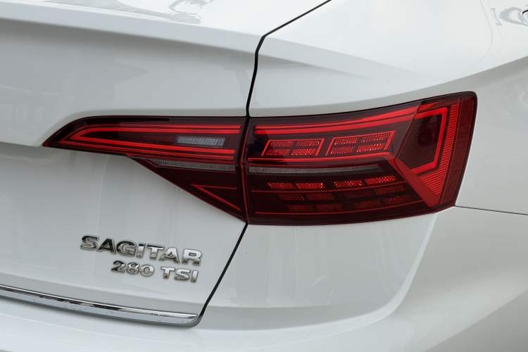 Used Volkswagen Sagitar 2019 280TSI DSG Luxury Version China VI Standard
