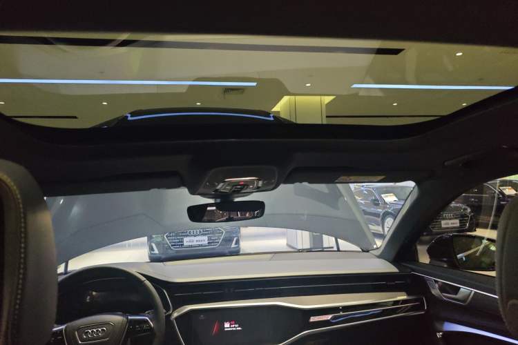 Used Audi A6L 2026 45 TFSI quattro Prestige Dynamic Edition + Premium Package Headliner