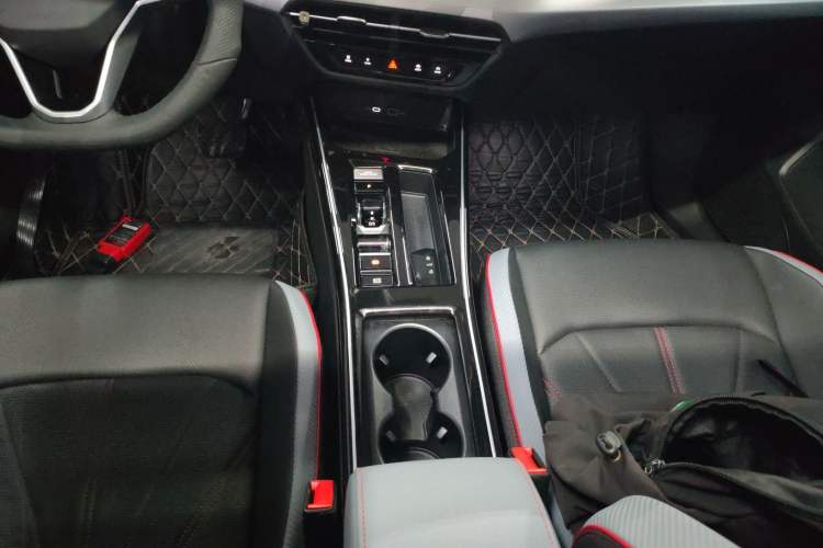 Used Volkswagen Lamando 2023 Lavida L 280TSI DSG Cool & Spicy Edition
