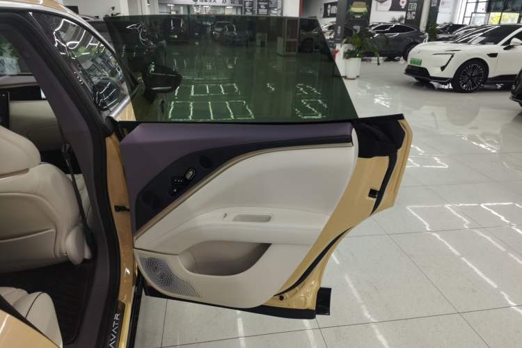 Used Avatr 11 2024 700 Three-Laser Four-Wheel Drive Recommended Version