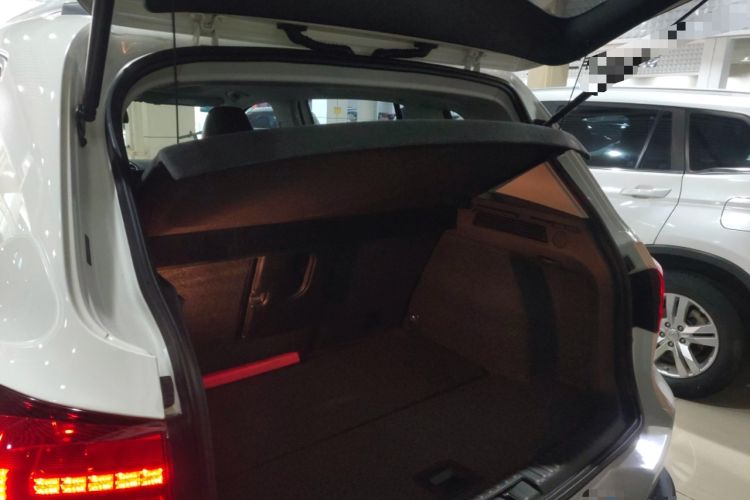 Used Volkswagen Tiguan L 2015 1.8TSI Automatic Two-Wheel Drive Luxury Model
