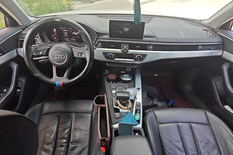 Used Audi A4L 2019 40 TFSI Fashion Edition China VI Emission Standard