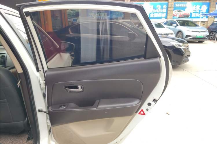 Used Hyundai Celesta 2011 1.6L Manual Comfort Edition