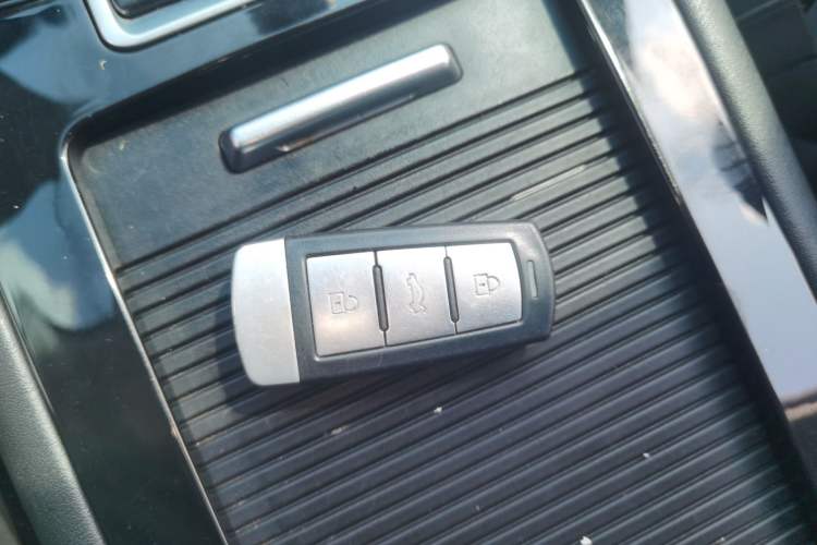 Used Sinotruk VGV U70 2020 1.5T Manual Elite Edition 7-Seater
