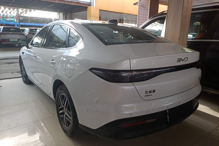 Used BYD Seal 05 DM-i 2025 DM-i Intelligent Drive 120KM Flagship Model Exterior 2
