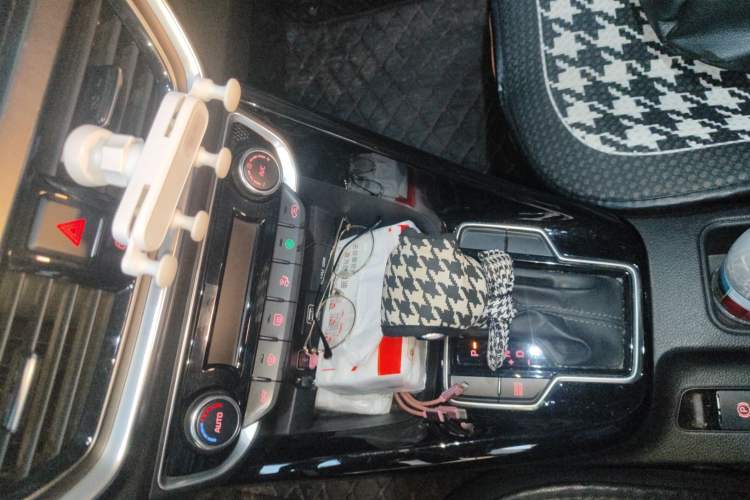 Used Kia Sportage R 2018 2.0L Automatic Smart Luxury Version China V Standard
