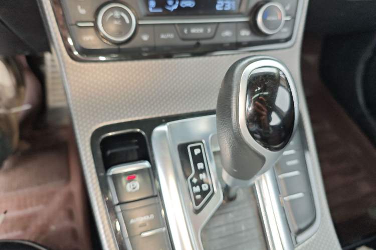 Used Geely Auto Emgrand GS 2016 Sport Edition 1.3T Automatic ZhenShang Model