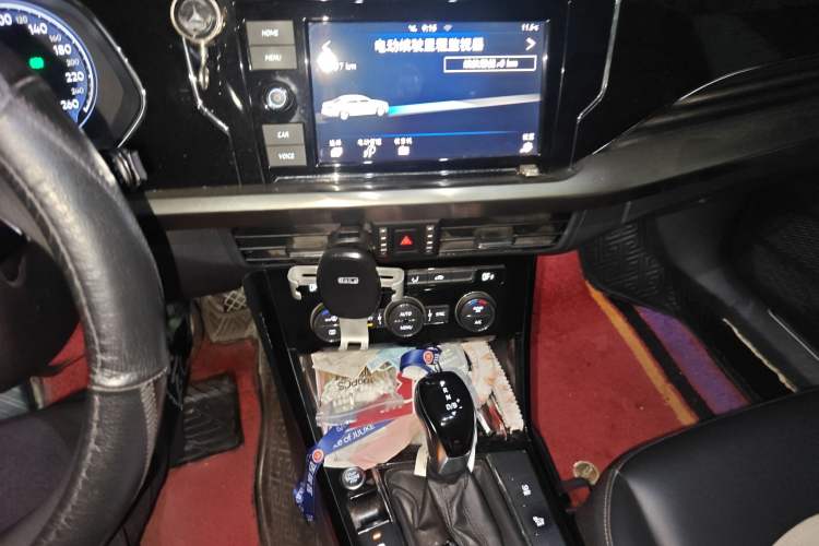 Used Volkswagen Passat New Energy 2019 430 PHEV Hybrid Elite Edition Audio And AC Panel