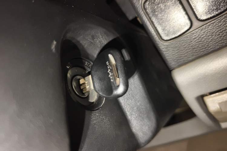 Used FORTHING Lingzhi 2014 M3 1.6L 7-Seater Comfort Model Vehicle Key