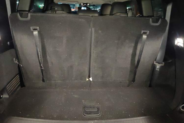 Used Jeep Grand Commander 2020 2.0T Two-Wheel Drive Elite Version Trunk