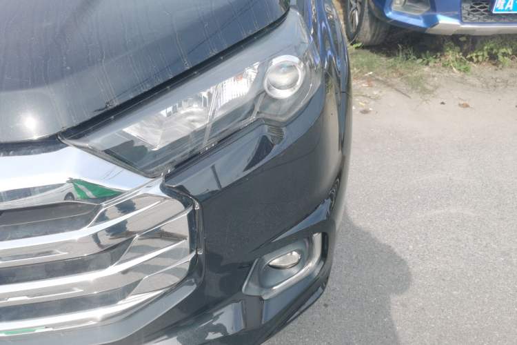 Used JMC Yuhu 7 2022 2.0T Manual Diesel Two-Wheel Drive Comfort Plus Long Wheelbase
