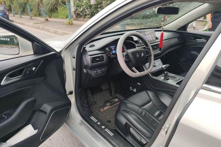 Used Hongqi H5 2019 30TD Dynamic Edition
