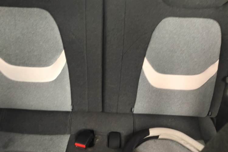 Used Chery QQ Ice Cream 2022 170km Sundae Phosphate Lithium-Ion
